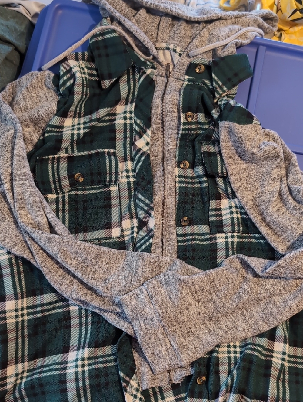 Plaid Flannel Hoodie Jacket in Green and Gray